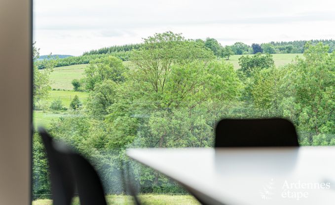 Oude gerenoveerde schuur voor 10 personen op de C�tes de Wanne