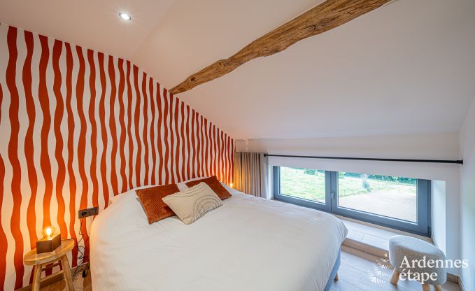 Oude gerenoveerde schuur voor 10 personen op de C�tes de Wanne