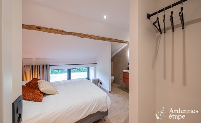 Oude gerenoveerde schuur voor 10 personen op de C�tes de Wanne