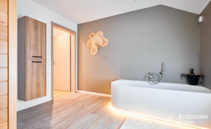 Vakantiewoning met sauna en bubbelbad in Trois-Ponts, Hoge Venen