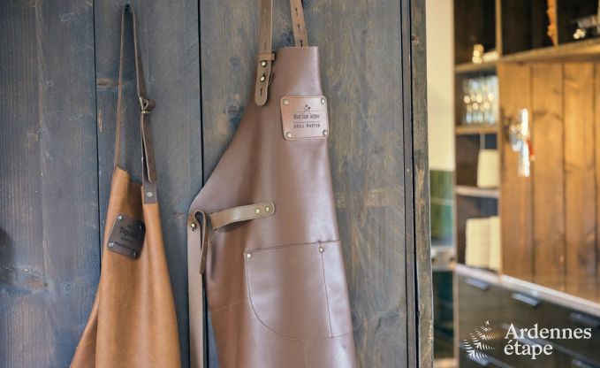 Ruime luxe vakantiewoning met binnenzwembad in Trois-Ponts, Ardennen