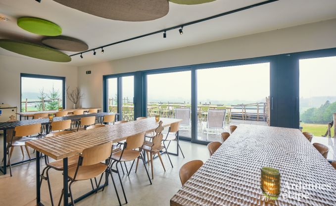 Ruime luxe vakantiewoning met binnenzwembad in Trois-Ponts, Ardennen