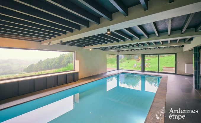 Ruime luxe vakantiewoning met binnenzwembad in Trois-Ponts, Ardennen