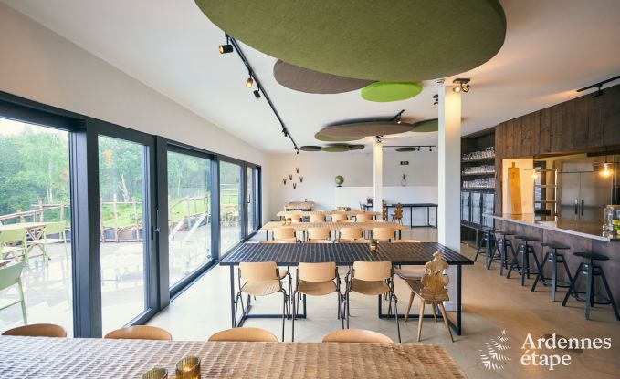 Ruime luxe vakantiewoning met binnenzwembad in Trois-Ponts, Ardennen