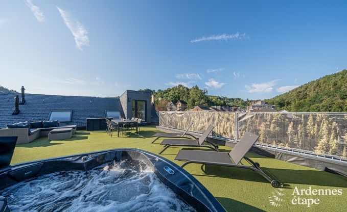 Ruime loft voor 5 personen met 2 slaapkamers, jacuzzi en priv�terras in Trois-Ponts