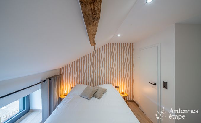 Oude gerenoveerde schuur voor 10 personen op de C�tes de Wanne