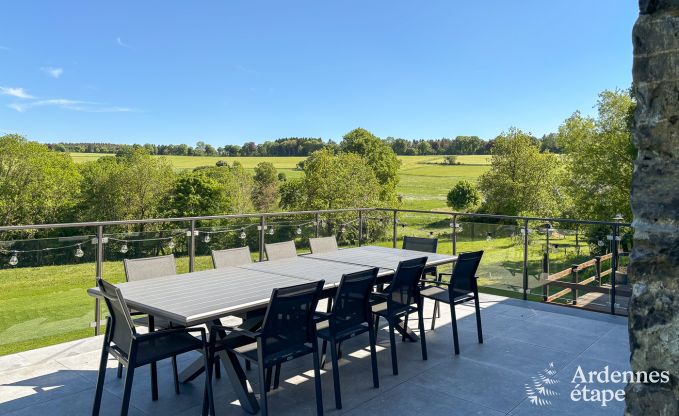 Oude gerenoveerde schuur voor 10 personen op de C�tes de Wanne