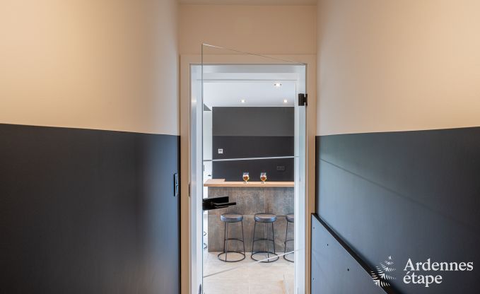 Oude gerenoveerde schuur voor 10 personen op de C�tes de Wanne