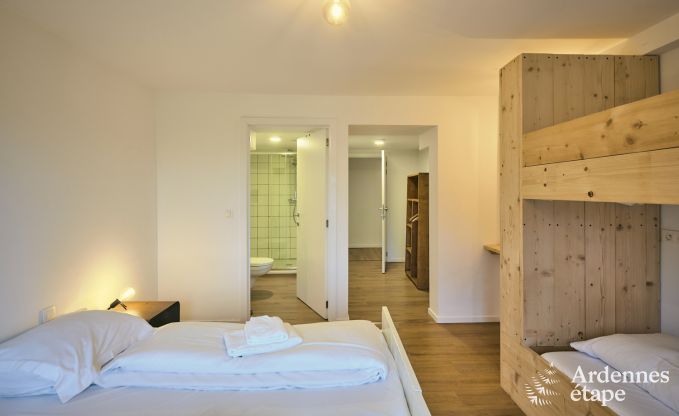 Ruime luxe vakantiewoning met binnenzwembad in Trois-Ponts, Ardennen
