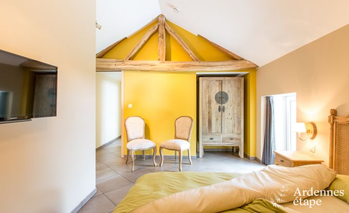 Oude hoeve, prachtig gerenoveerd en getransformeerd tot een zeer comfortabel vakantiehuis in Vaux-sur-Sûre