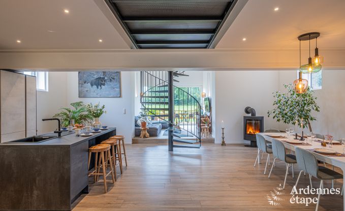 Vakantieverblijf in voormalige kapel in Vaux-sur-S�re, in de Ardennen