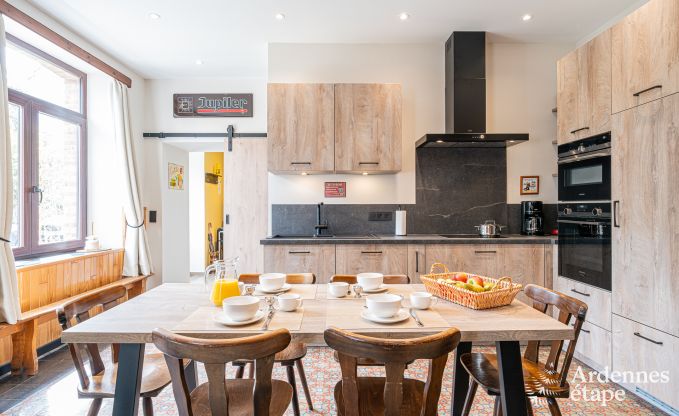 Uniek vakantiehuis met 2 slaapkamers in Vaux-sur-Sure