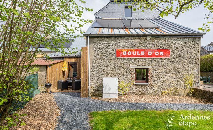 Uniek vakantiehuis met 2 slaapkamers in Vaux-sur-Sure