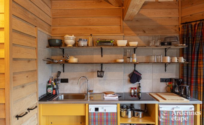 Originele paalwoning voor 5 personen in Vencimont