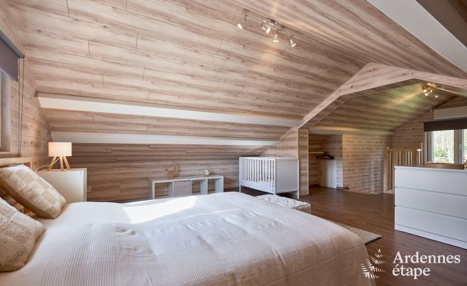 Charmante chalet in Vencimont voor 4-6 personen: gerenoveerd 2025, gezinsvriendelijke voorzieningen en fietsvriendelijke locatie