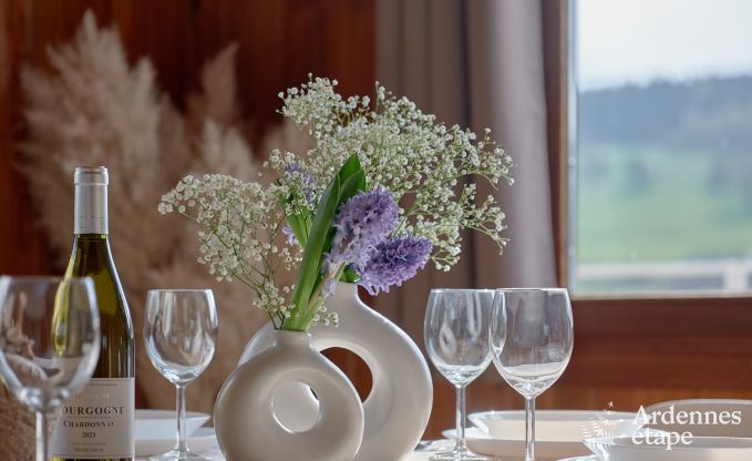 Charmante chalet in Vencimont voor 4-6 personen: gerenoveerd 2025, gezinsvriendelijke voorzieningen en fietsvriendelijke locatie