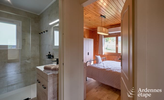 Charmante chalet in Vencimont voor 4-6 personen: gerenoveerd 2025, gezinsvriendelijke voorzieningen en fietsvriendelijke locatie