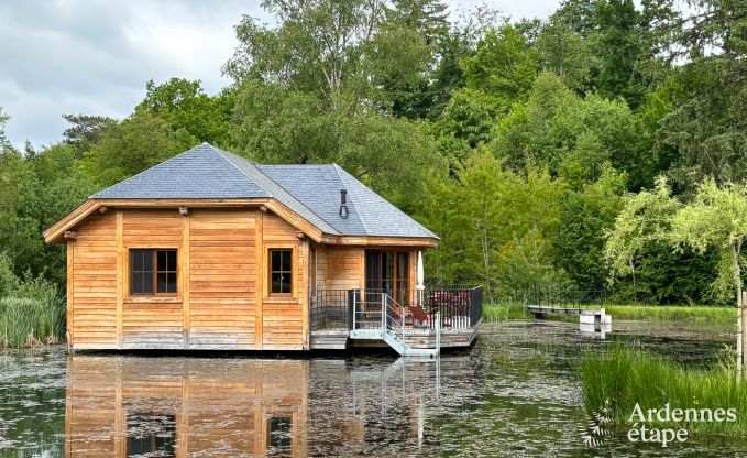 Originele paalwoning voor 5 personen in Vencimont