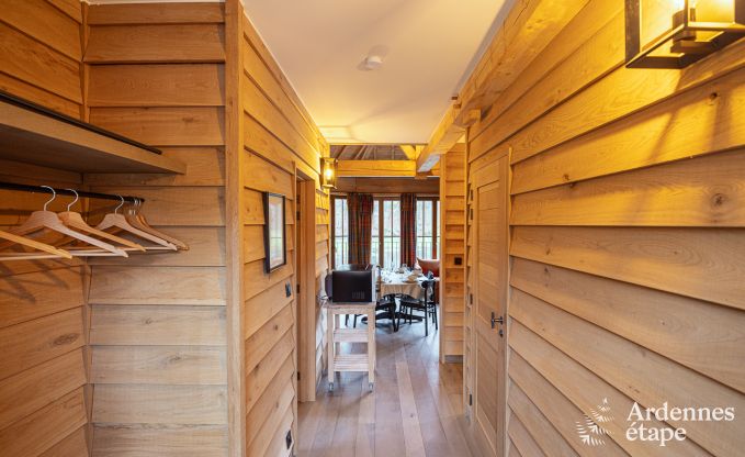 Originele paalwoning voor 5 personen in Vencimont