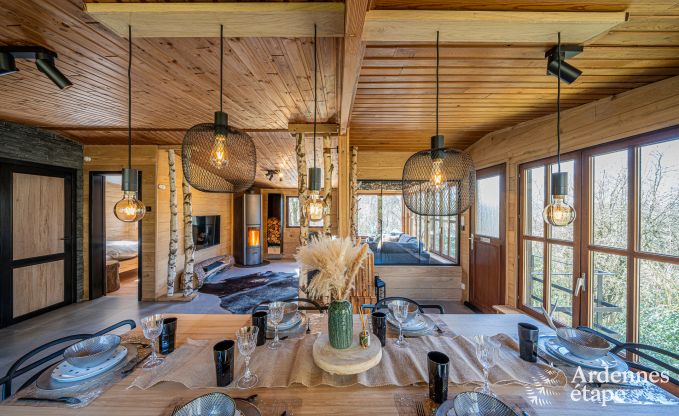 Comfortabele chalet in het pittoreske Vencimont, Ardennen
