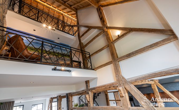 Vakantiehuis voor 3 koppels in Vencimont met 3 slaapkamers en 3 badkamers, bar en privtuin