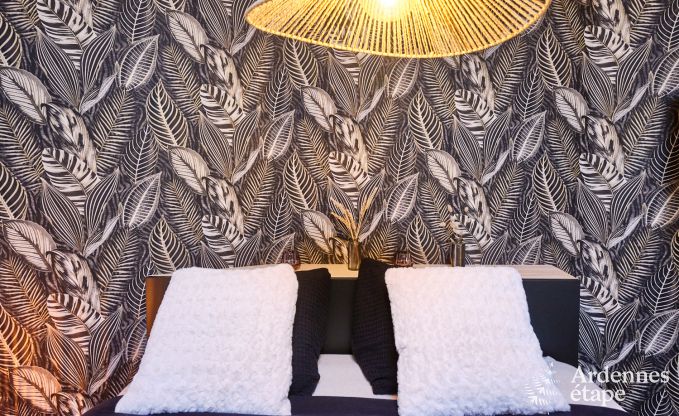 Origineel verblijf in een yurt in Vielsalm: omringd door weilanden, met tuin, opgemaakte bedden, 1 hond