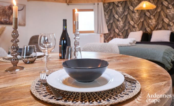 Origineel verblijf in een yurt in Vielsalm: omringd door weilanden, met tuin, opgemaakte bedden, 1 hond