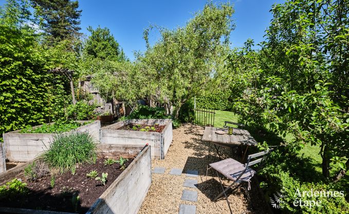 Romantische tiny house voor 2 personen met priv� jacuzzi, houtpelletkachel en tuin in Vielsalm, Ardennen