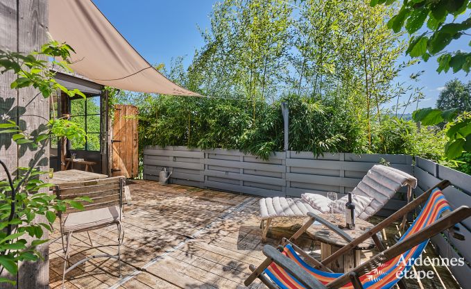 Romantische tiny house voor 2 personen met priv� jacuzzi, houtpelletkachel en tuin in Vielsalm, Ardennen