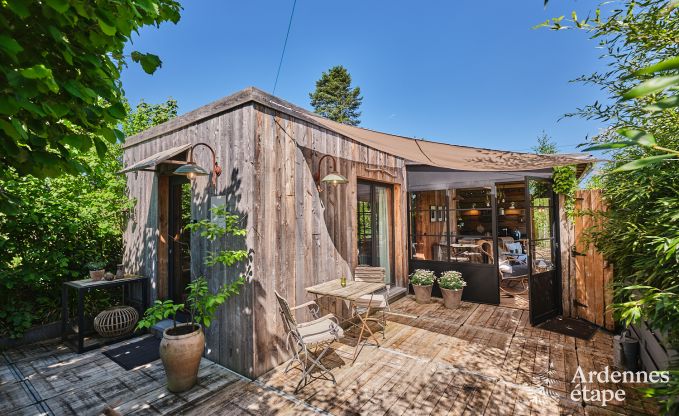 Romantische tiny house voor 2 personen met priv� jacuzzi, houtpelletkachel en tuin in Vielsalm, Ardennen