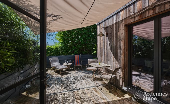 Romantische tiny house voor 2 personen met priv� jacuzzi, houtpelletkachel en tuin in Vielsalm, Ardennen