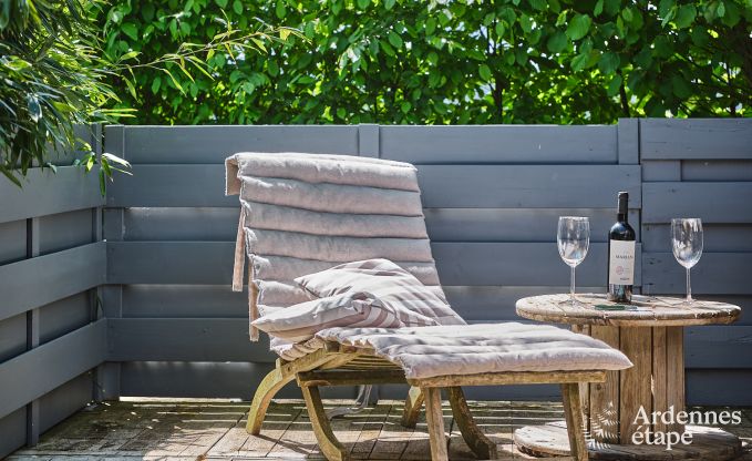 Romantische tiny house voor 2 personen met priv� jacuzzi, houtpelletkachel en tuin in Vielsalm, Ardennen