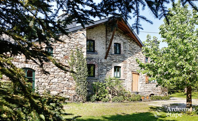 Charmant vakantiehuis voor 11 personen te huur in oude hoeve in Vielsalm
