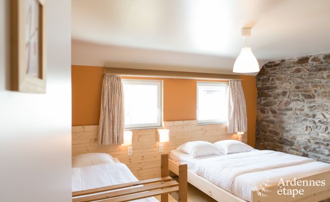 Villa met zwembad en wellness in Vielsalm voor 31 personen in de Ardennen