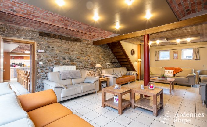 Villa met zwembad en wellness in Vielsalm voor 31 personen in de Ardennen