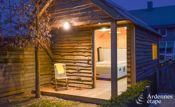 Villa met zwembad en wellness in Vielsalm voor 31 personen in de Ardennen