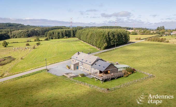 Ruim vakantiehuis in Vielsalm voor 26 personen in de Ardennen