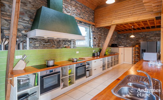 Ruim vakantiehuis in Vielsalm voor 26 personen in de Ardennen