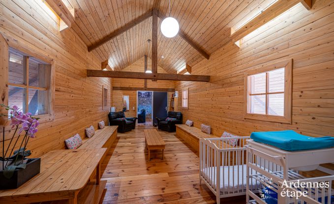 Ruim vakantiehuis in Vielsalm voor 26 personen in de Ardennen