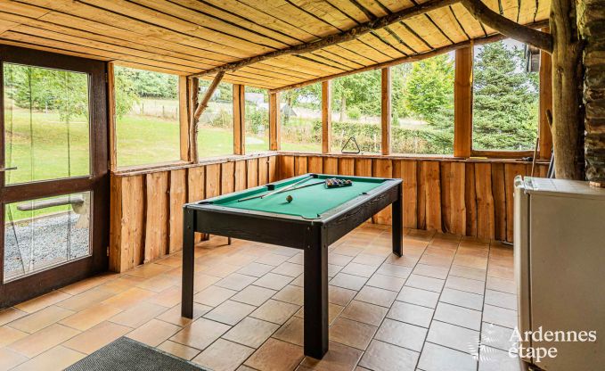 Luxe villa in Vielsalm voor 20 personen met 7 slaapkamers, binnenzwembad, sauna en privtuin