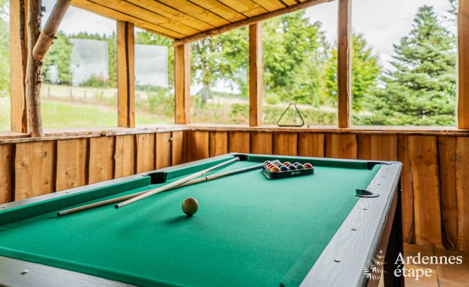 Luxe villa in Vielsalm voor 20 personen met 7 slaapkamers, binnenzwembad, sauna en priv�tuin