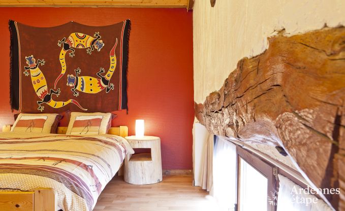 Groot vakantiehuis vlakbij Vielsalm voor 21 personen met 7 slaapkamers, 4 badkamers, speelruimte en priv�tuin