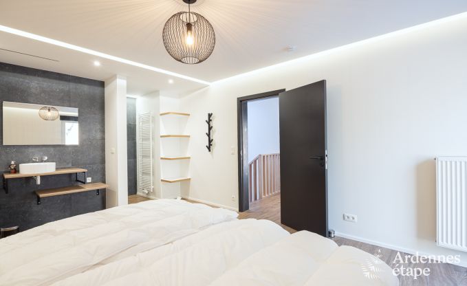 Comfortabel en modern vakantiehuis in  het bos, Vielsalm - Ardennen.