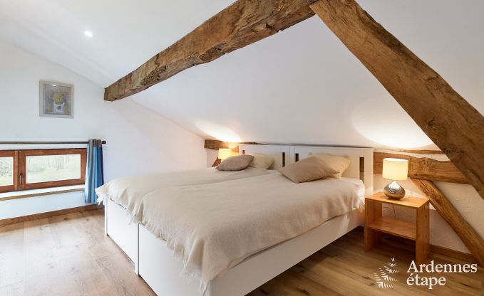 gezellige vakantiewoning met 5 slaapkamers, jacuzzi, sauna en priv� tuin in Vielsalm Ardennen