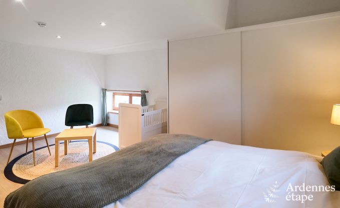 gezellige vakantiewoning met 5 slaapkamers, jacuzzi, sauna en priv� tuin in Vielsalm Ardennen