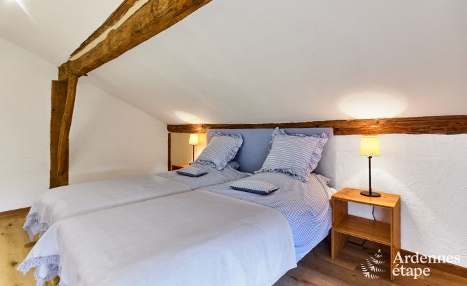 gezellige vakantiewoning met 5 slaapkamers, jacuzzi, sauna en priv� tuin in Vielsalm Ardennen