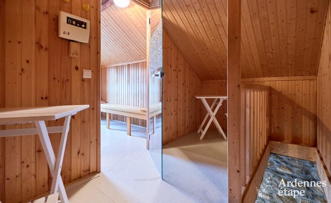 gezellige vakantiewoning met 5 slaapkamers, jacuzzi, sauna en priv� tuin in Vielsalm Ardennen