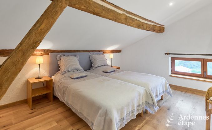 gezellige vakantiewoning met 5 slaapkamers, jacuzzi, sauna en priv� tuin in Vielsalm Ardennen
