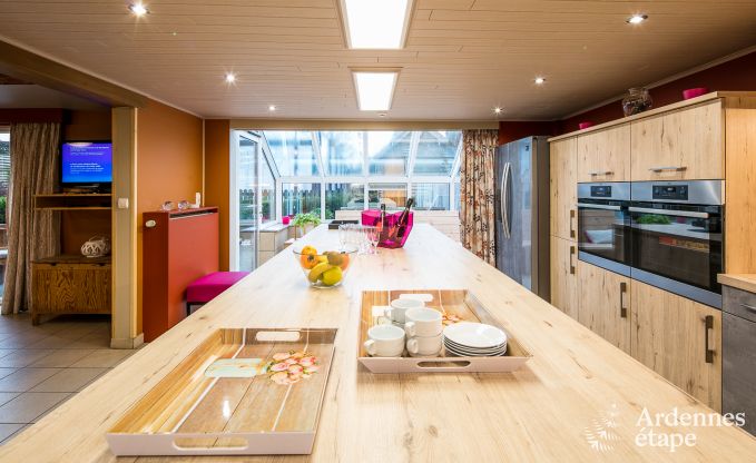 Villa met zwembad en wellness in Vielsalm voor 31 personen in de Ardennen