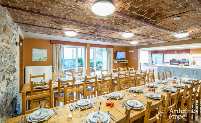 Villa met zwembad en wellness in Vielsalm voor 31 personen in de Ardennen